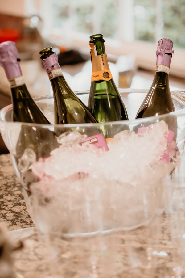 2V7A3877 Bottles of bubbly to celebrate baby shower.