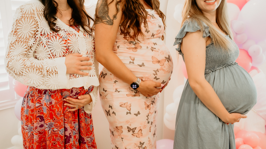 6G4A5313 Three expecting mothers.